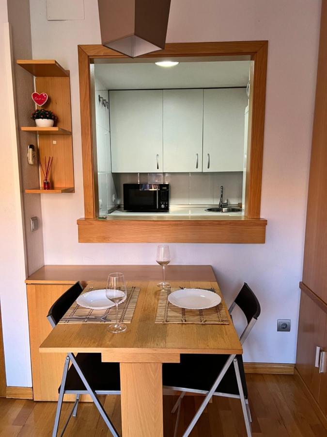 Samaniego Suite, Airport, Ifema Turistico Madrid Dış mekan fotoğraf