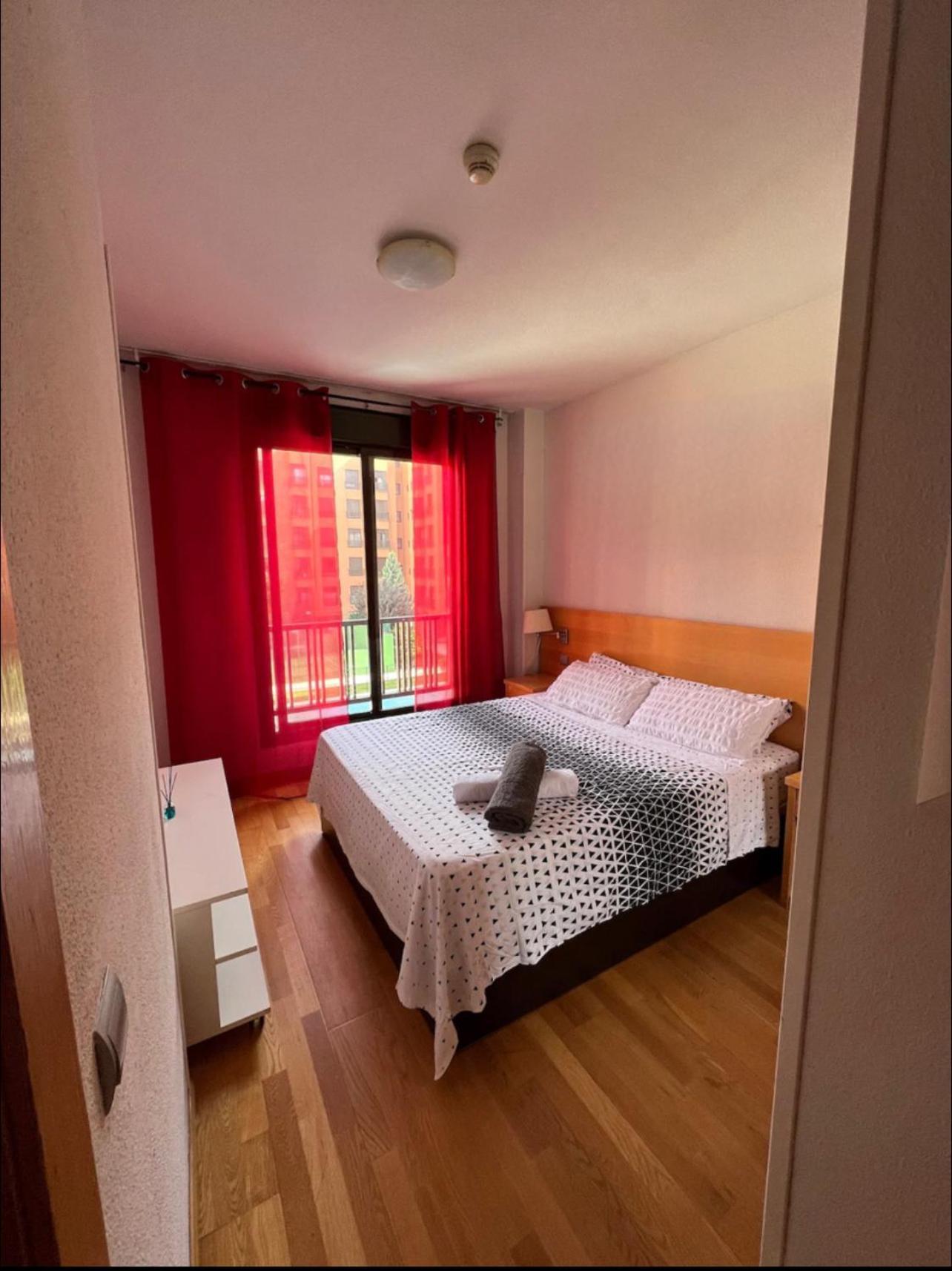Samaniego Suite, Airport, Ifema Turistico Madrid Dış mekan fotoğraf