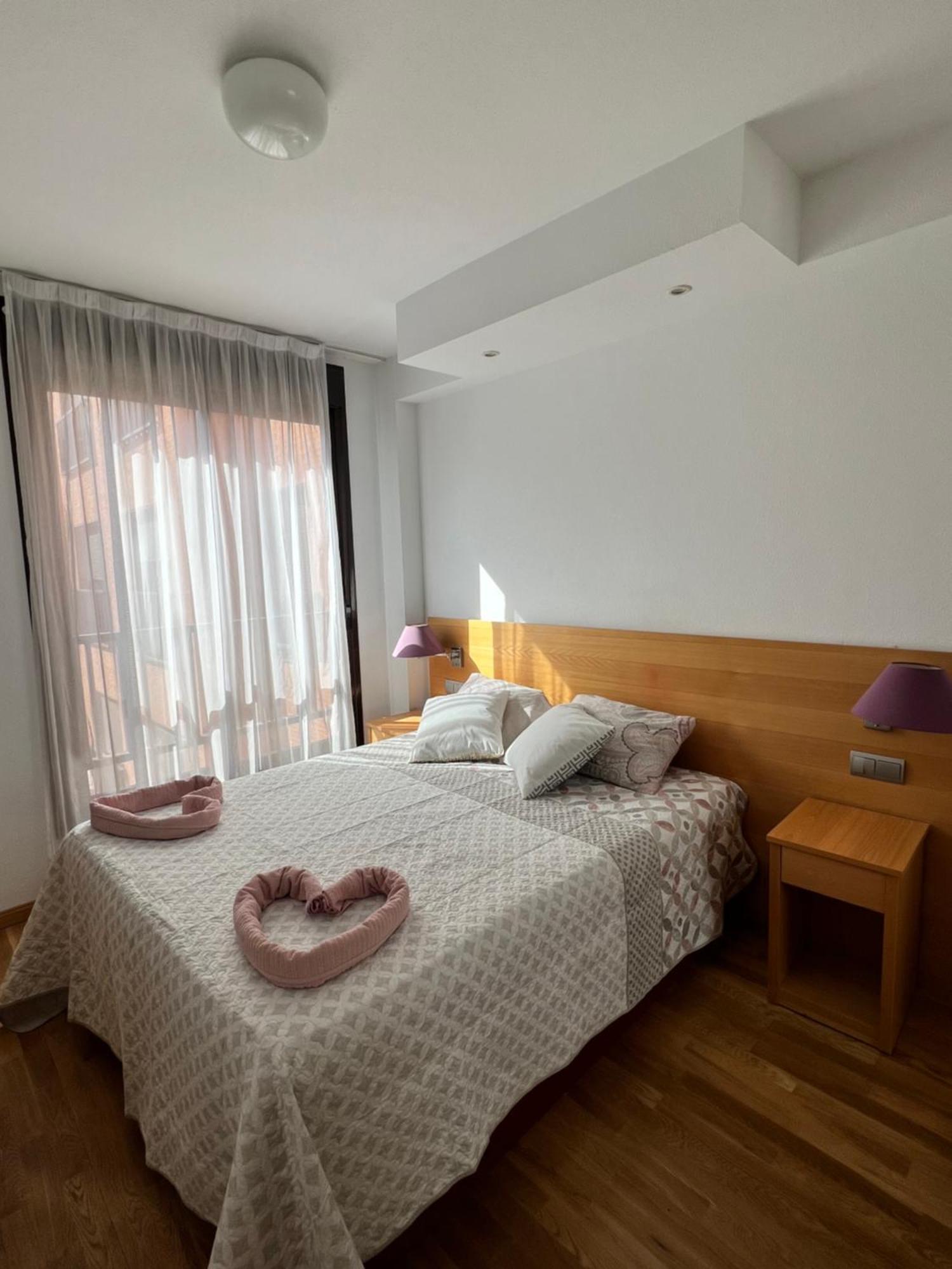 Samaniego Suite, Airport, Ifema Turistico Madrid Dış mekan fotoğraf